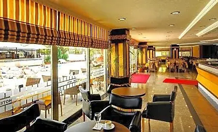 Sealine Hotel 3*