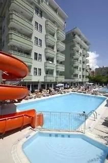 Szálloda Sealine 3*