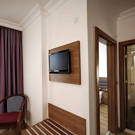 Sealine Hotel